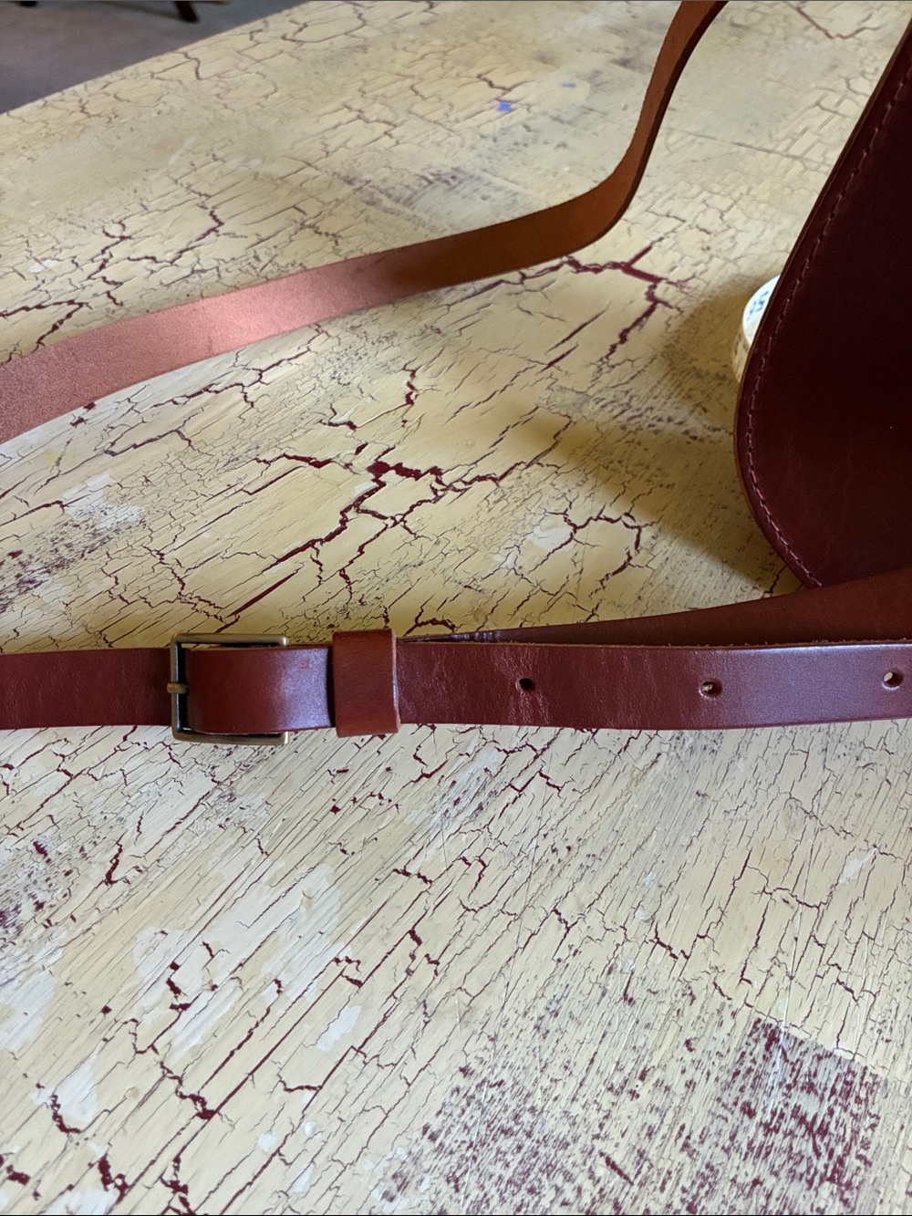 Portland Leather Crossbody Bag in Burgundy Brown - Picture 7 of 15